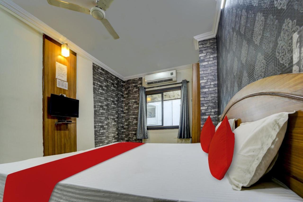 Oyo Flagship 81248 Hotel Satya Vilas Bhopal Zewnętrze zdjęcie